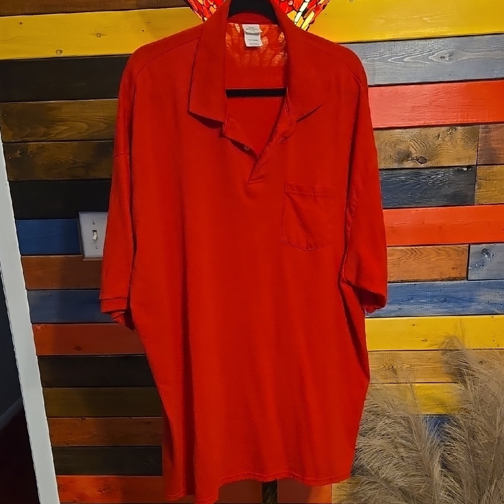 Men's Hanes Red Polo Shirt  Size 4XL PRE LOVED ❤️